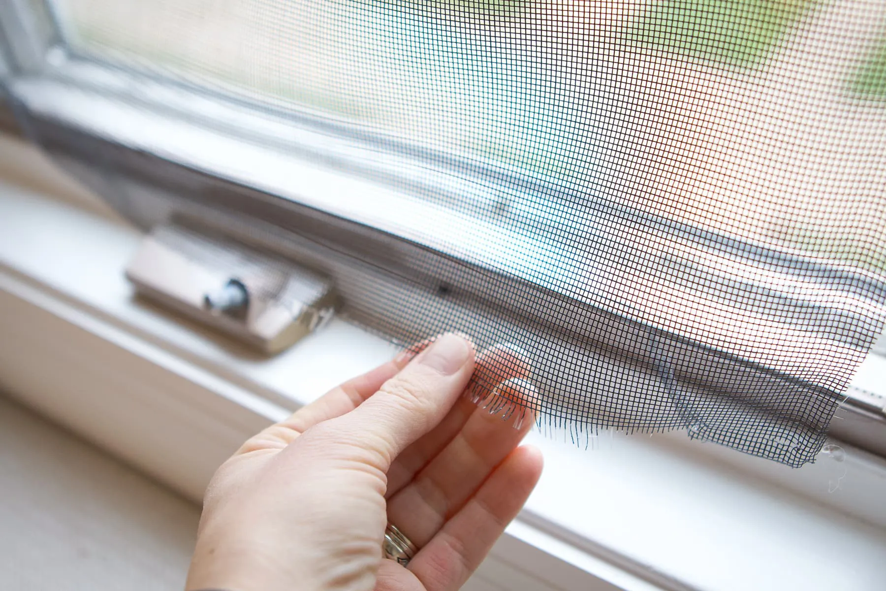 Window screen repair